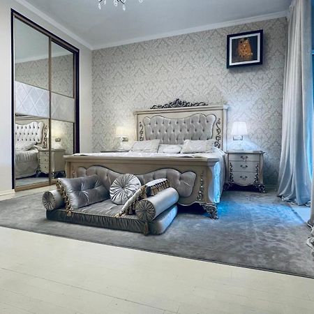 Luxury Design Apartments In The Center Of Kiev エクステリア 写真