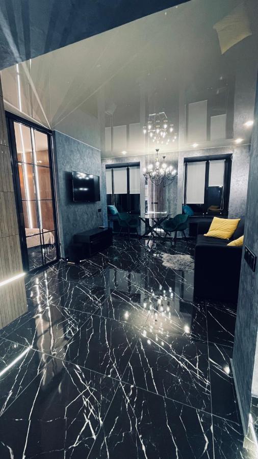Luxury Design Apartments In The Center Of Kiev エクステリア 写真